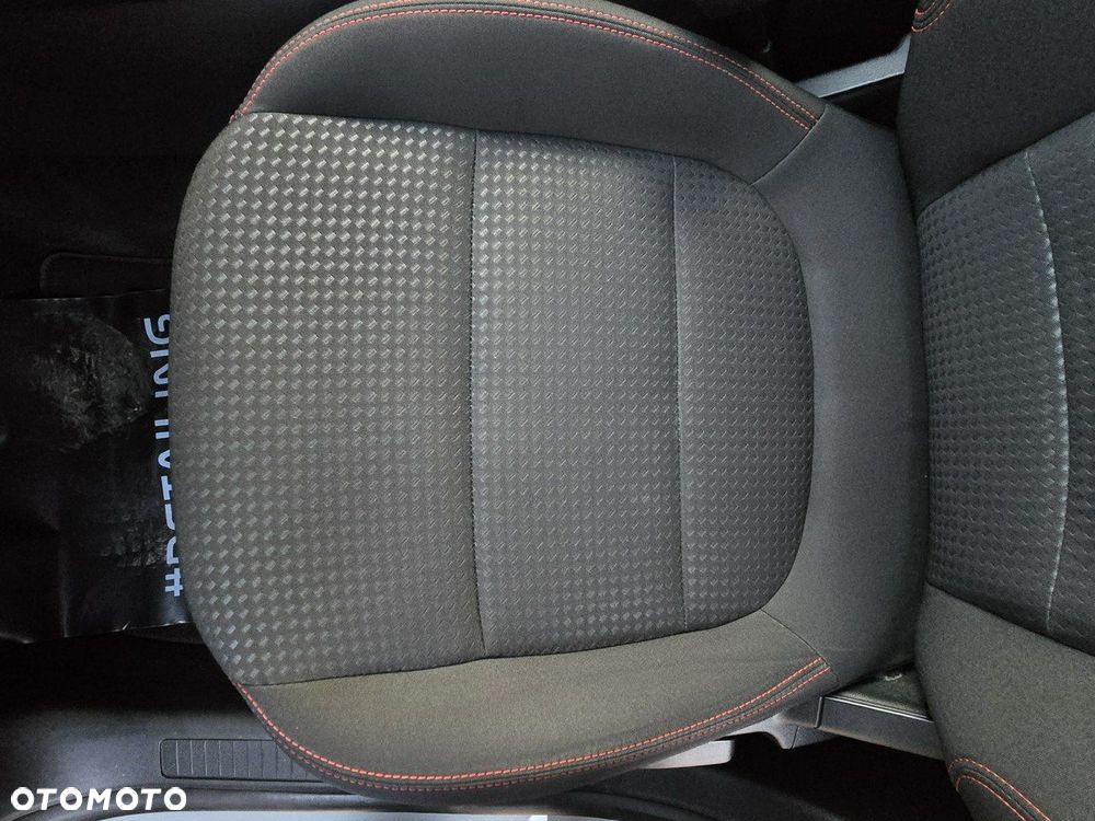 Ford Kuga 2.0 EcoBlue 4x4 ST-LINE - 23