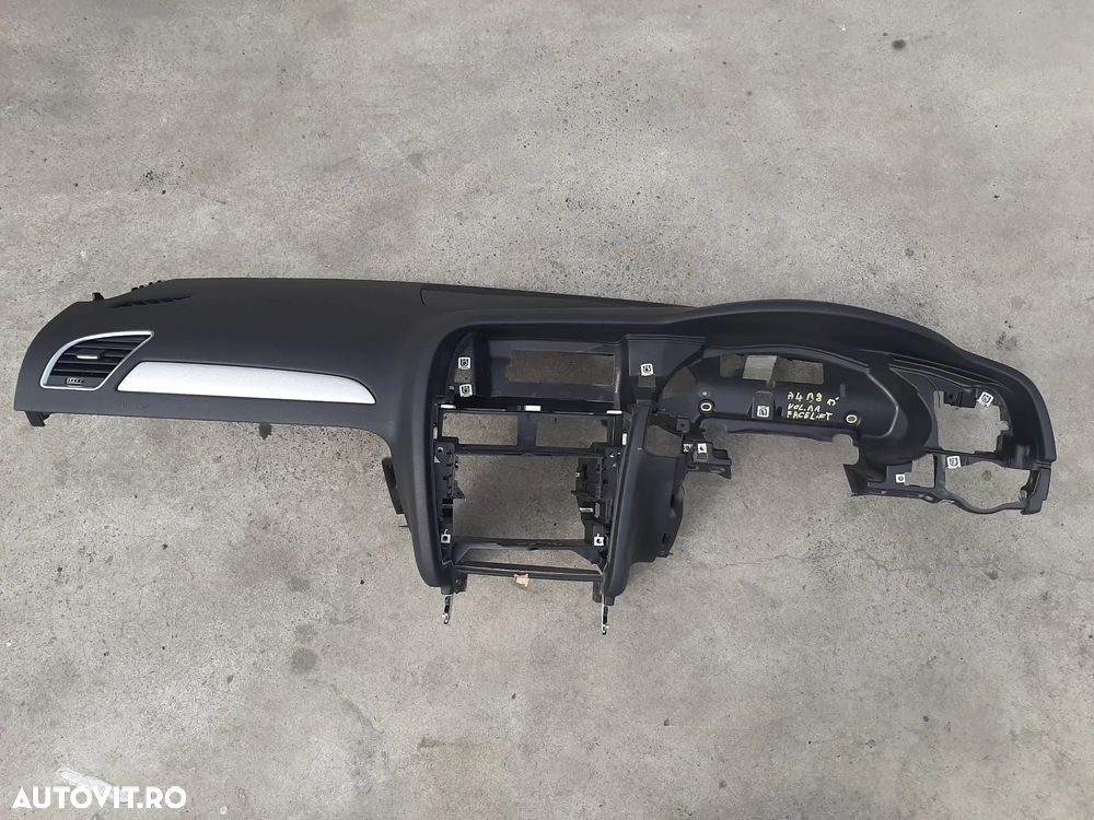 plansa bord  audi a4 b8 facelift  VOLAN DREAPTA - 4