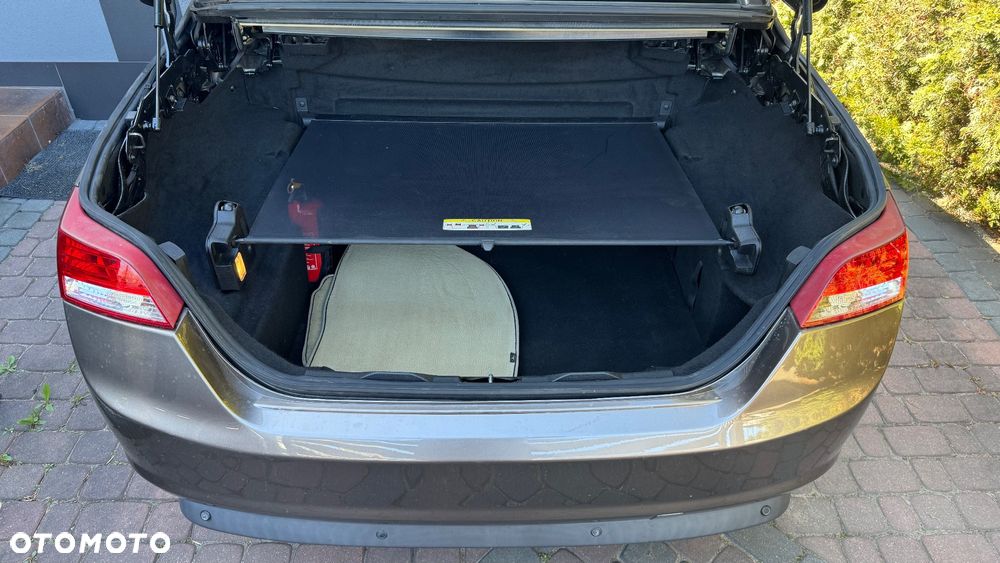 Ford Focus 2.0 16V Trend - 25