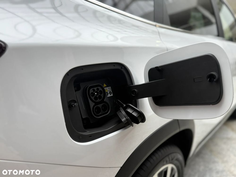 Chery Tiggo 8 1.5 T-GDI Super Hybrid Prestige DCT - 32