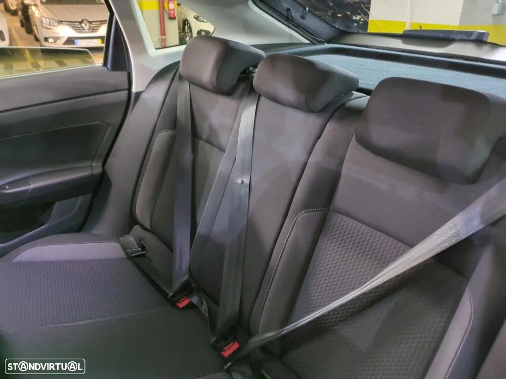 VW Taigo 1.0 TSI Urban Style - 11