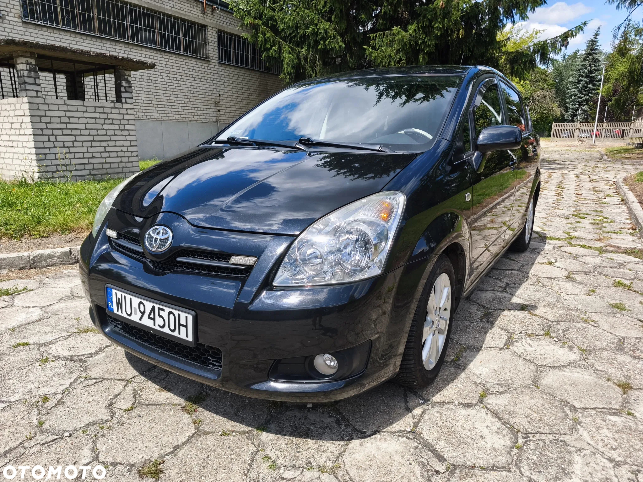 Toyota Corolla Verso 1.8 Premium + - 7