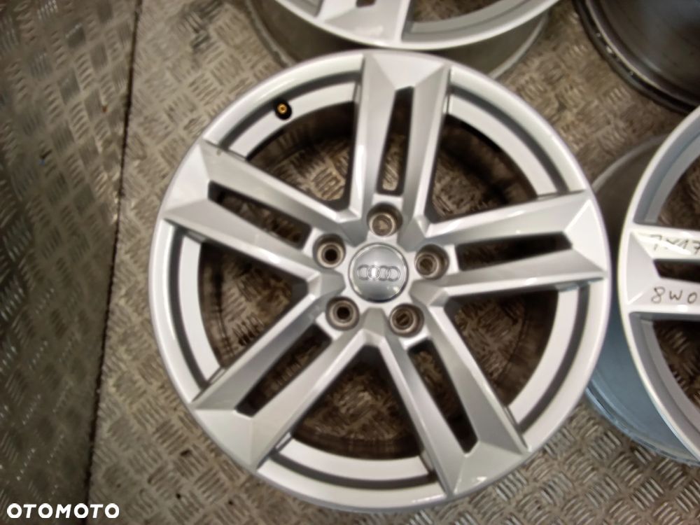Felgi Audi A4 B8 B9 7Jx17 et42 5x112 - 5