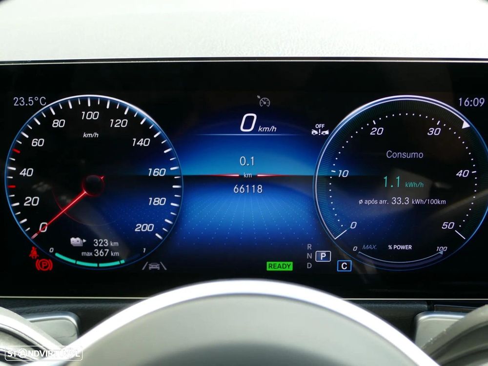 Mercedes-Benz EQB 250 Progressive - 17