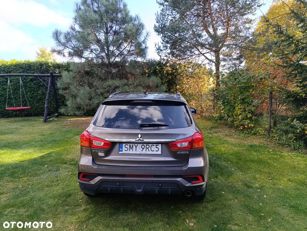 Mitsubishi ASX - 4