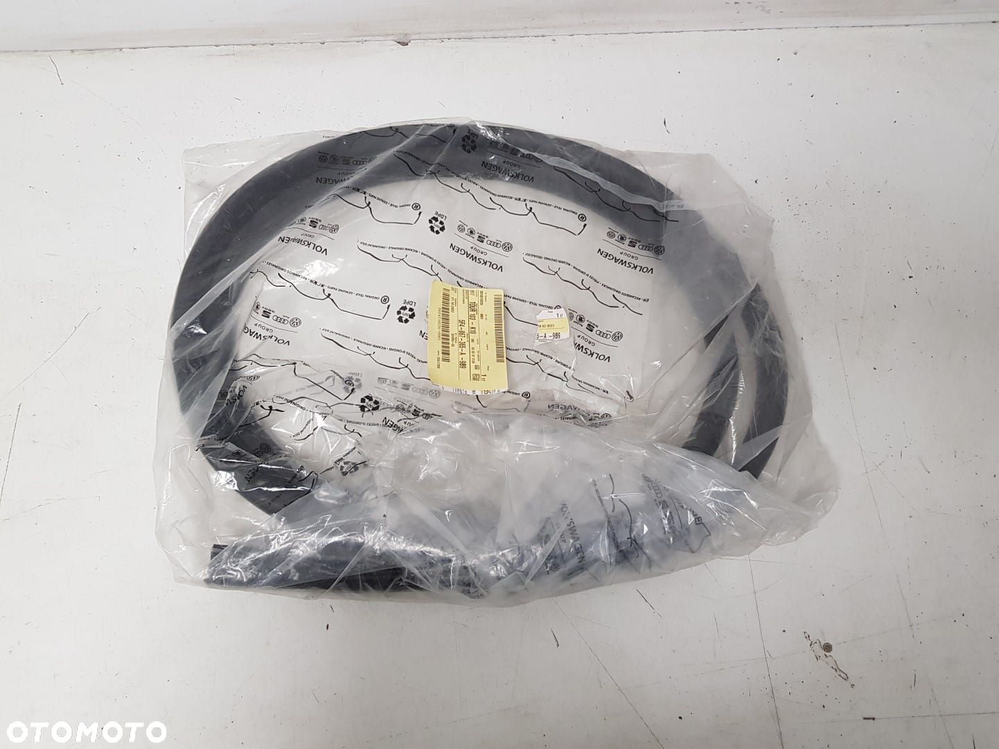 SEAT LEON 4 IV NOWA USZCZELKA DRZWI LEWY PRZÓD LEWA PRZEDNIA 5F4867365A - 1