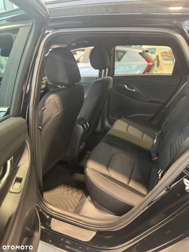 Hyundai i30 1.5 T-GDI 48V Smart DCT - 17