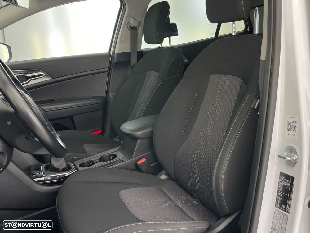 Kia Sportage 1.6 T-GDI Drive — fotografia 17