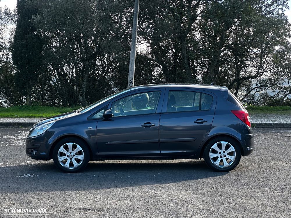 Opel Corsa 1.3 CDTI Enjoy - 2