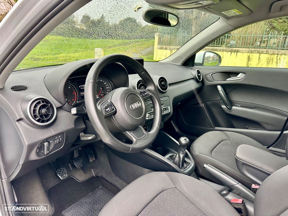 Audi A1 Sportback 1.6 TDI design - 18