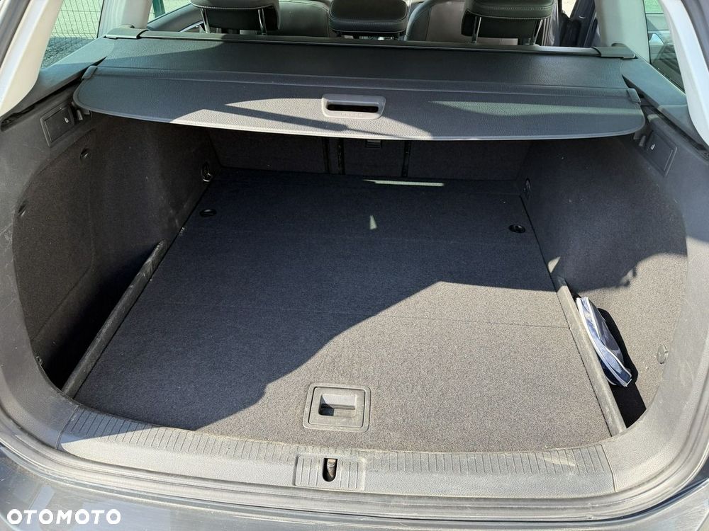 Volkswagen Golf Alltrack - 12