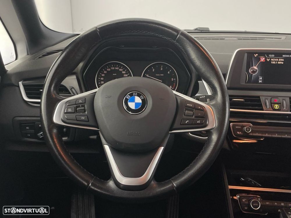 BMW 216 Active Tourer d Auto - 14