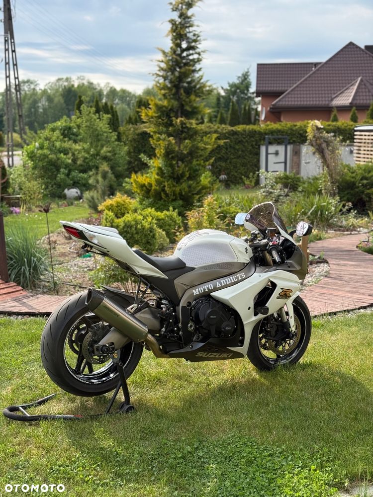 Suzuki GSX-R - 3