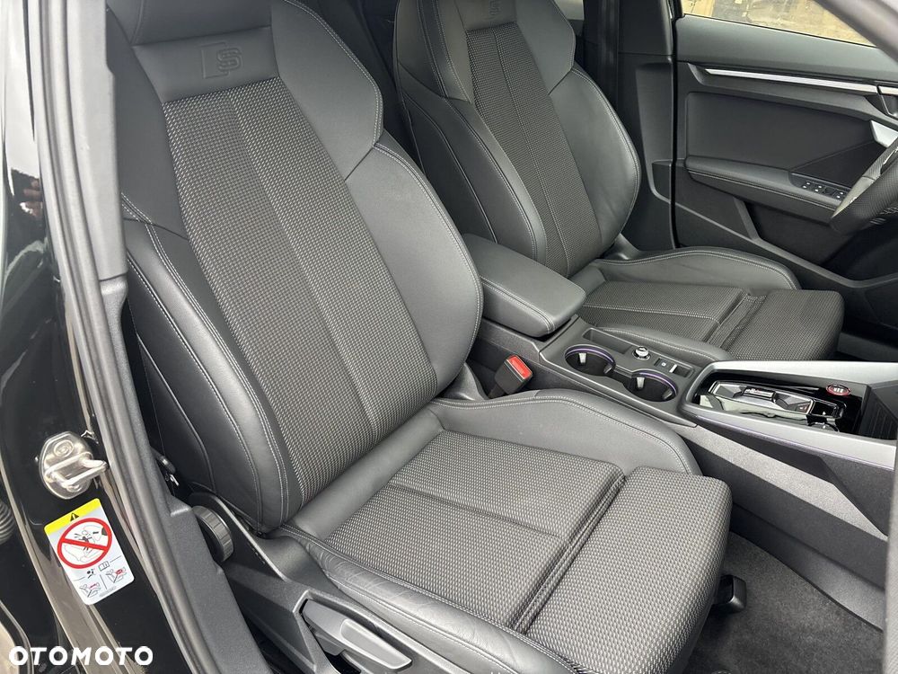 Audi S3 Sportback - 27