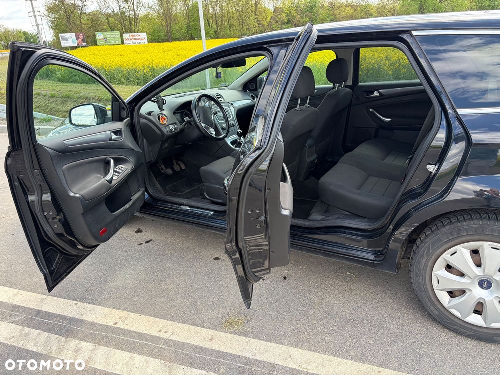 Ford Mondeo 2.0 TDCi Titanium - 12