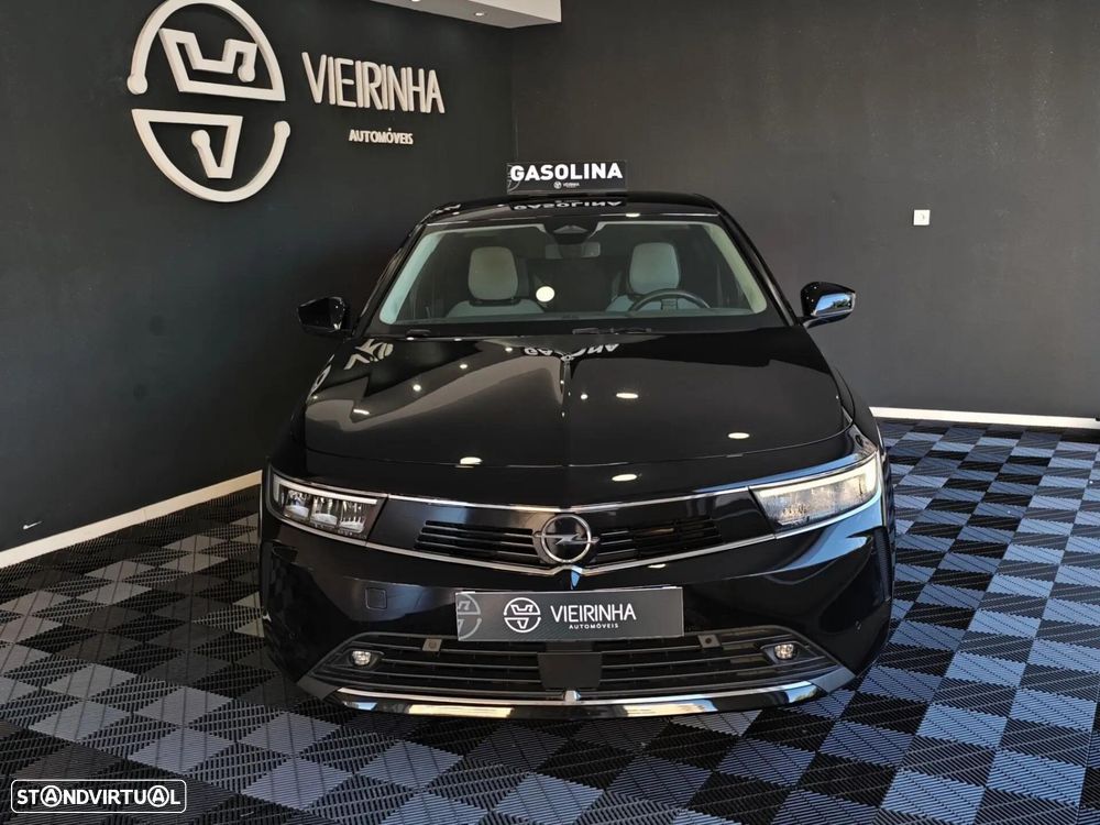 Opel Astra 1.2 T Design & Tech S/S - 12