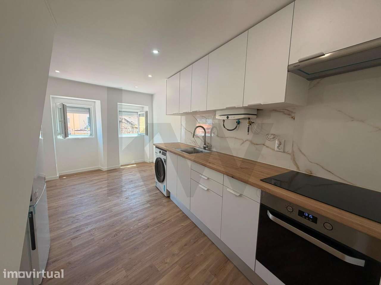 ARRENDAMENTO -T1 DUPLEX REMODELADO NO BEATO - Grande imagem: 2/17