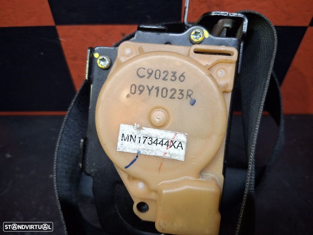 Cinto Frente Direito Mitsubishi L 200 / Triton Camião De Plataforma/Ch - 2