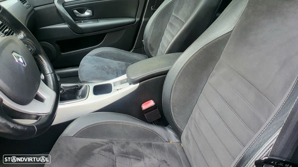 Renault Laguna Break 1.5 dCi Dynamique S - 7