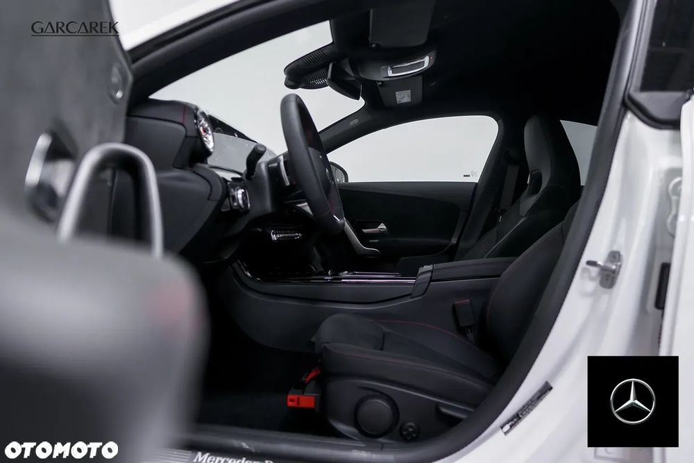 Mercedes-Benz CLA 200 d AMG Line 8G-DCT - 19