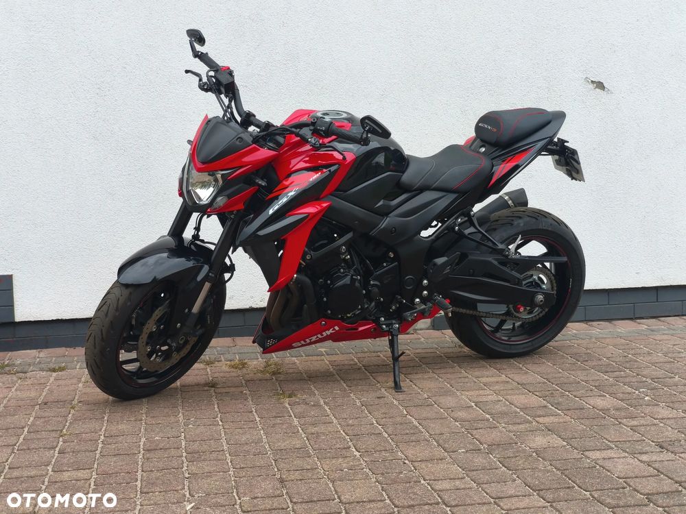 Suzuki GSX