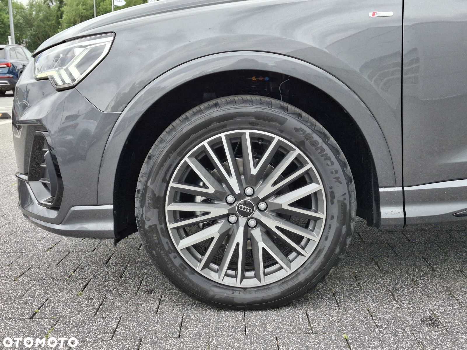 Audi Q3 - 4