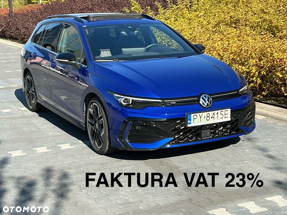 Volkswagen Golf - 1