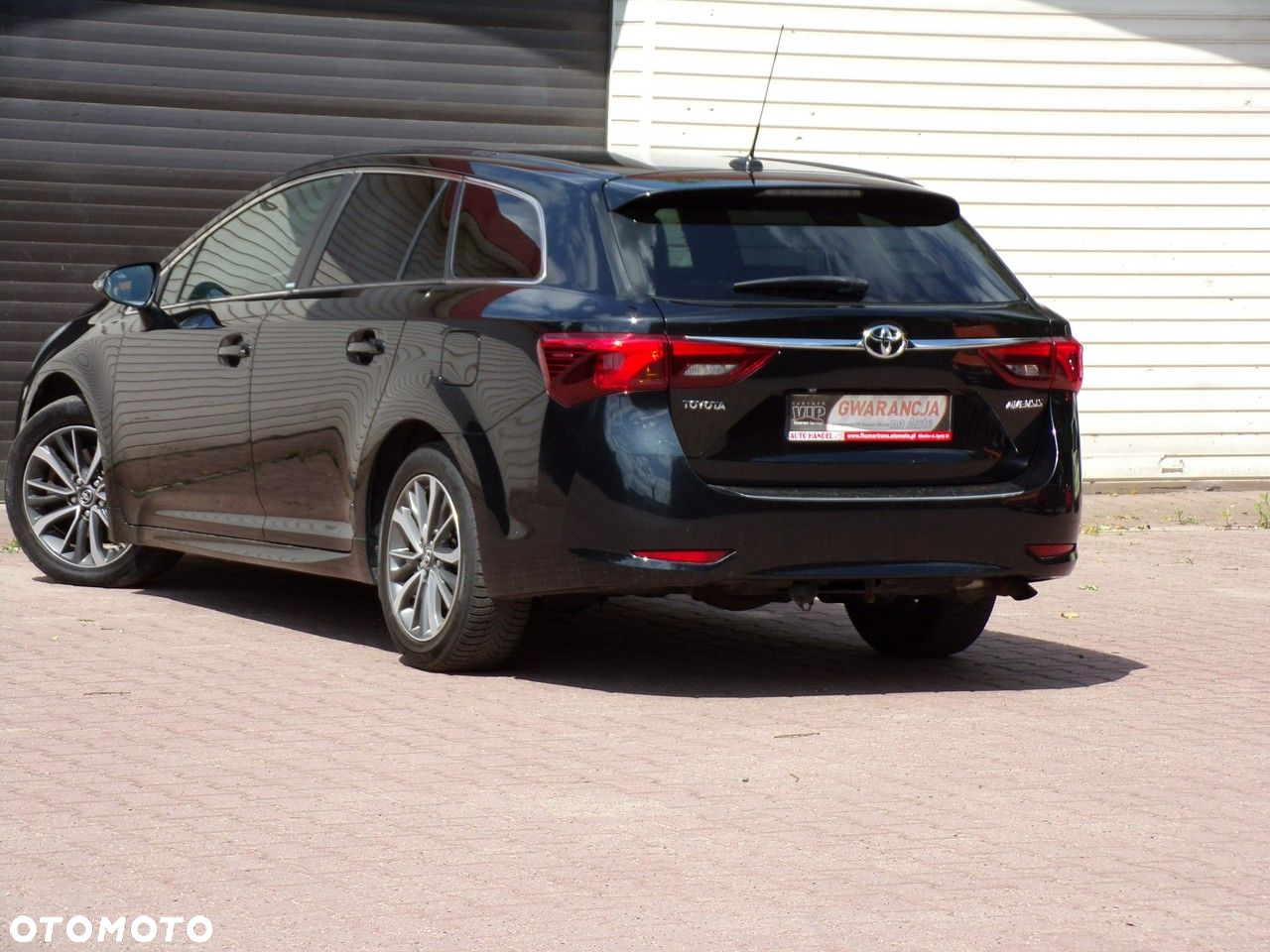 Toyota Avensis - 13