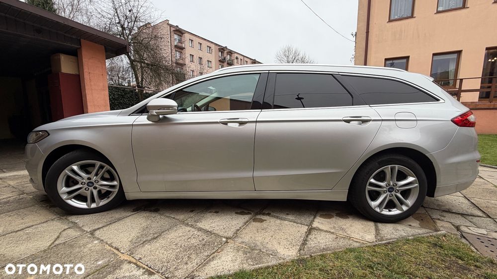 Ford Mondeo 2.0 TDCi Titanium PowerShift - 4