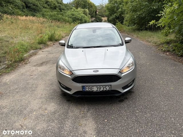 Ford Focus 1.0 EcoBoost 99g Trend - 3