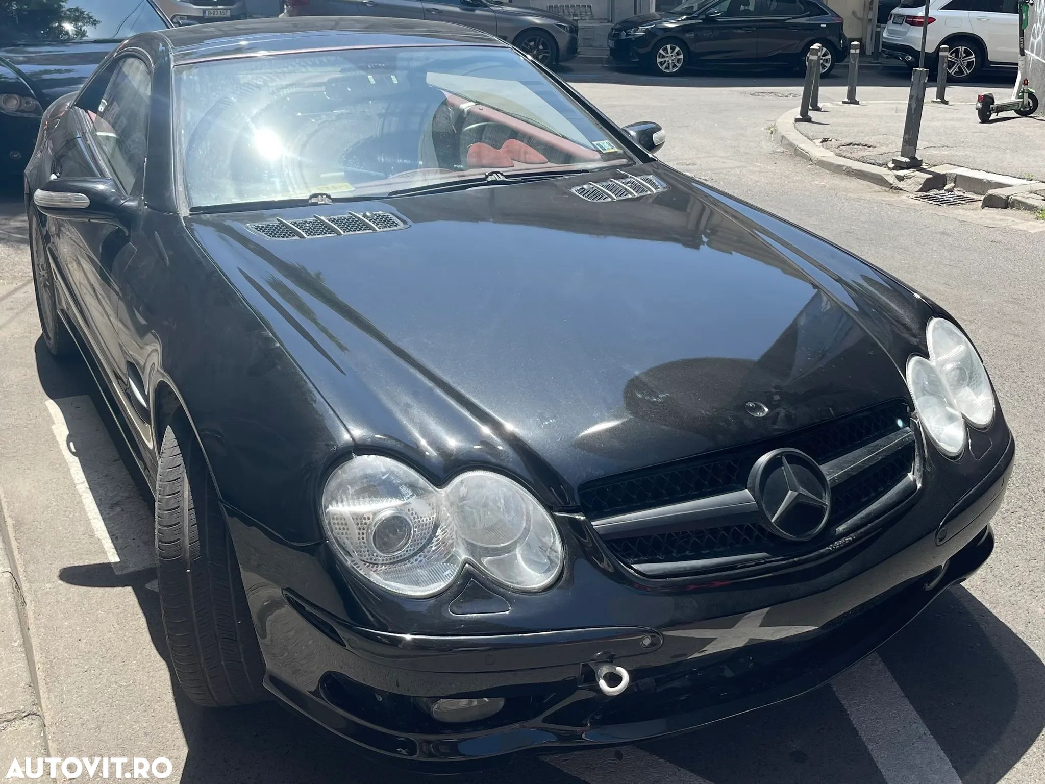 Mercedes-Benz SL - 1