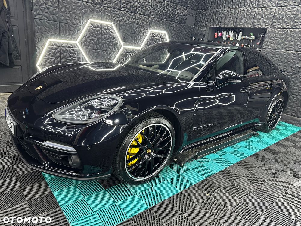 Porsche Panamera - 2