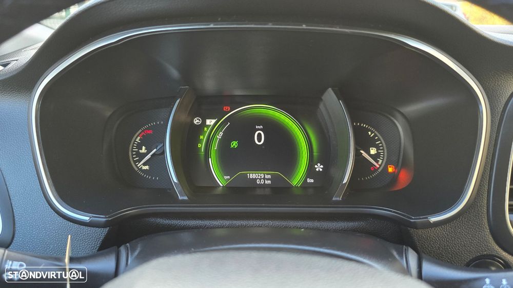 Renault Mégane Sport Tourer - 17