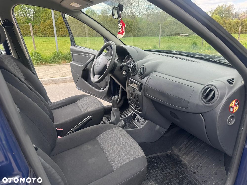 Dacia Duster 1.6 - 22