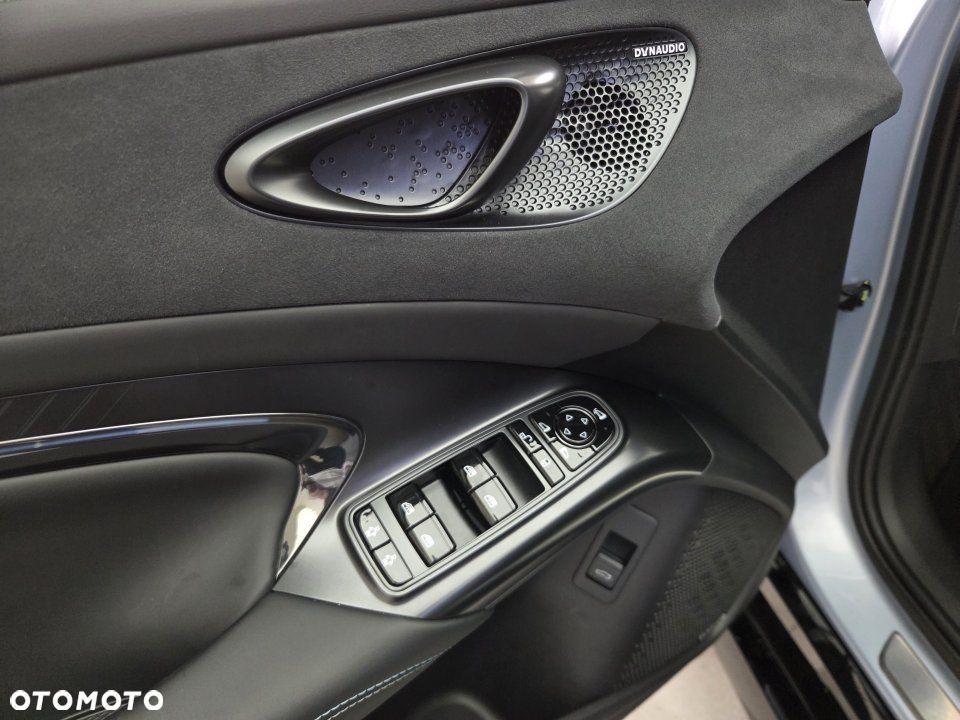 BYD Seal - 9