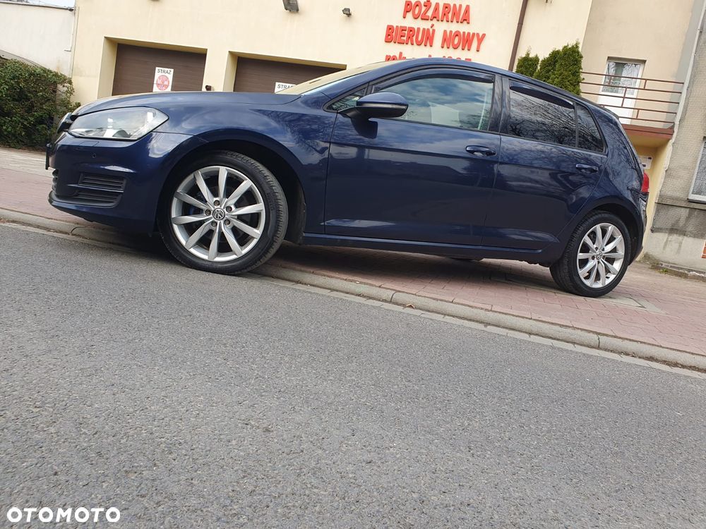 Volkswagen Golf - 27