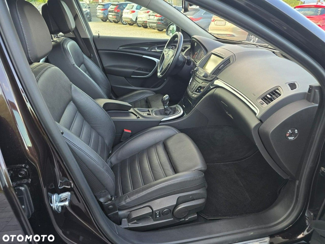 Opel Insignia - 12