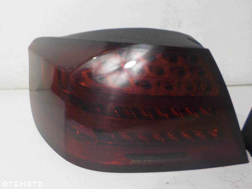 BMW 3 E93 CABRIO LAMPA LEWA PRAWA TYLNA LEWY PRAWY TYŁ KOMPLET - 2