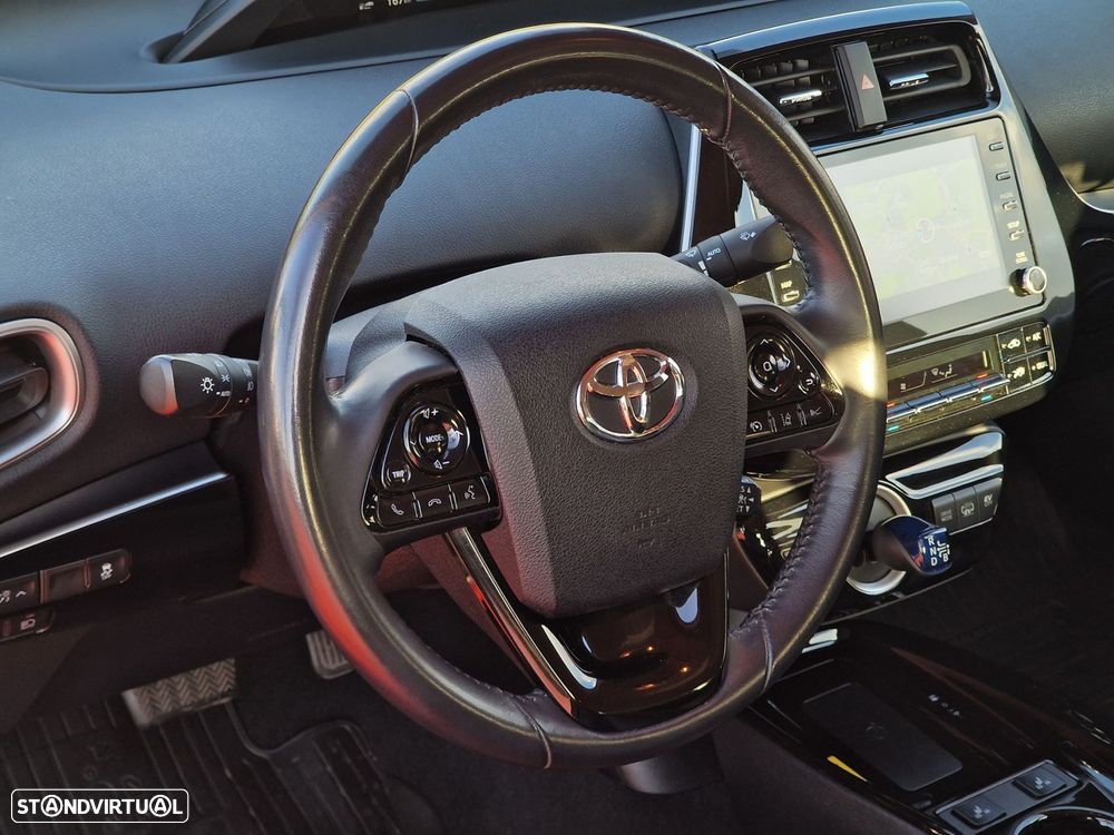 Toyota Prius 1.8 Plug-In Luxury+Pele - 19