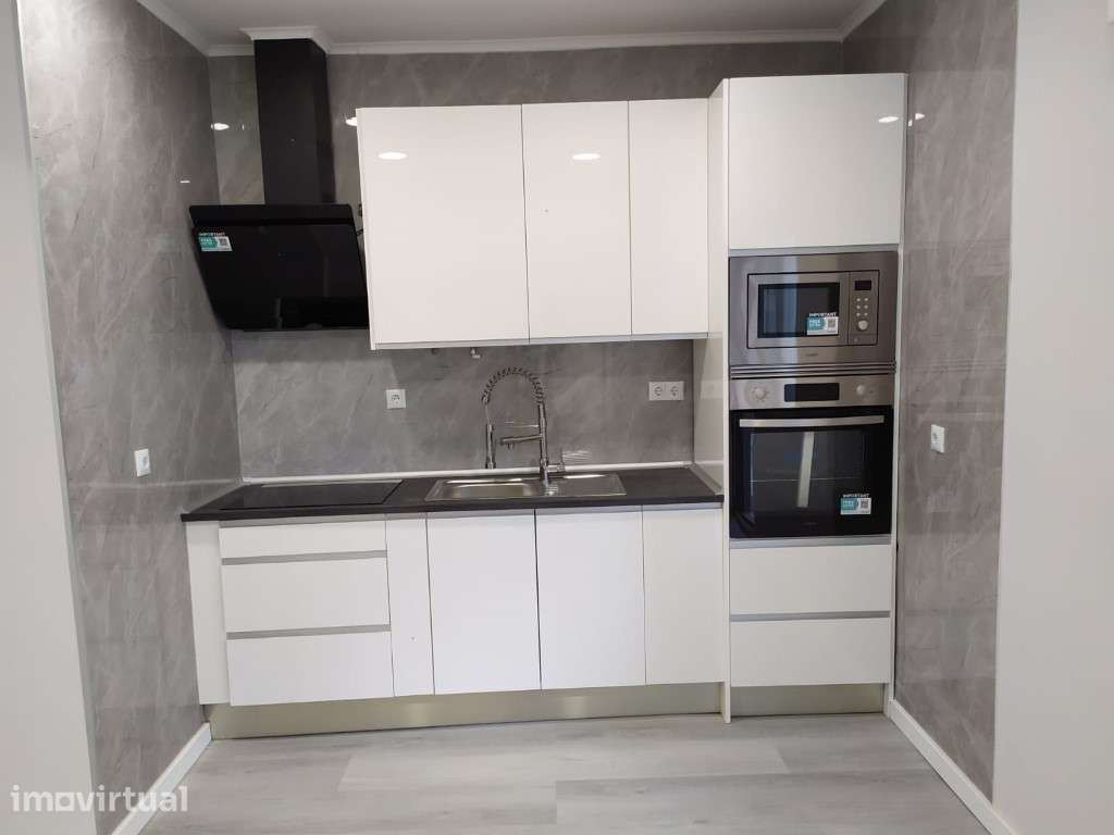 Apartamento T1 recuperado em Venteira, Amadora, Lisboa. - Grande imagem: 2/14