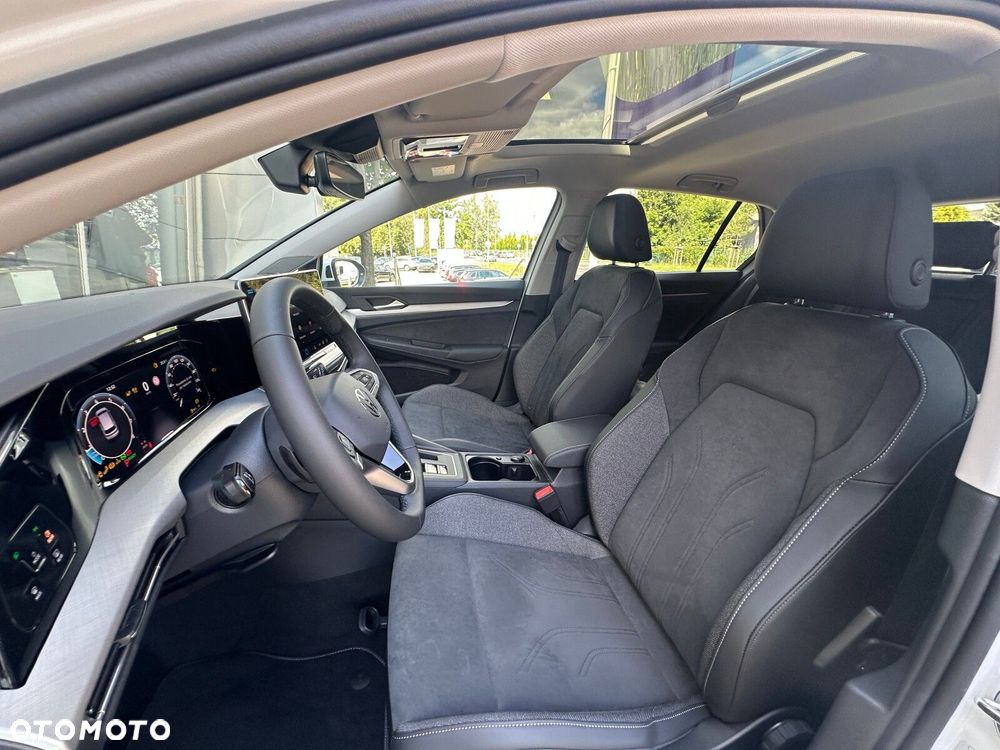 Volkswagen Golf 1.5 eTSI mHEV Life Plus DSG - 12