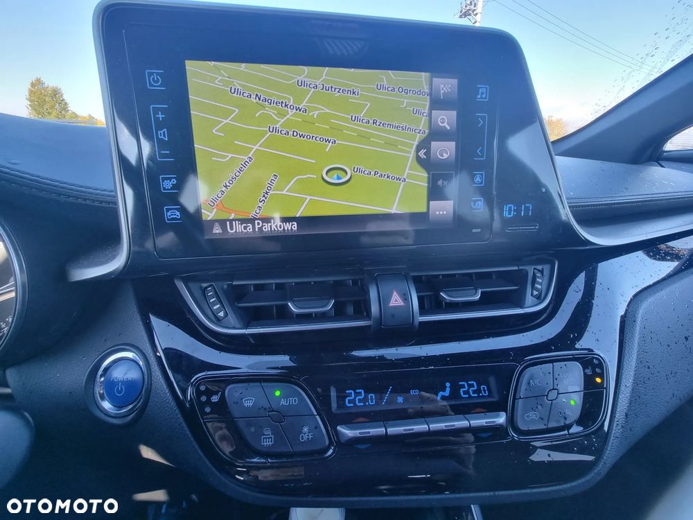 Toyota C-HR - 12