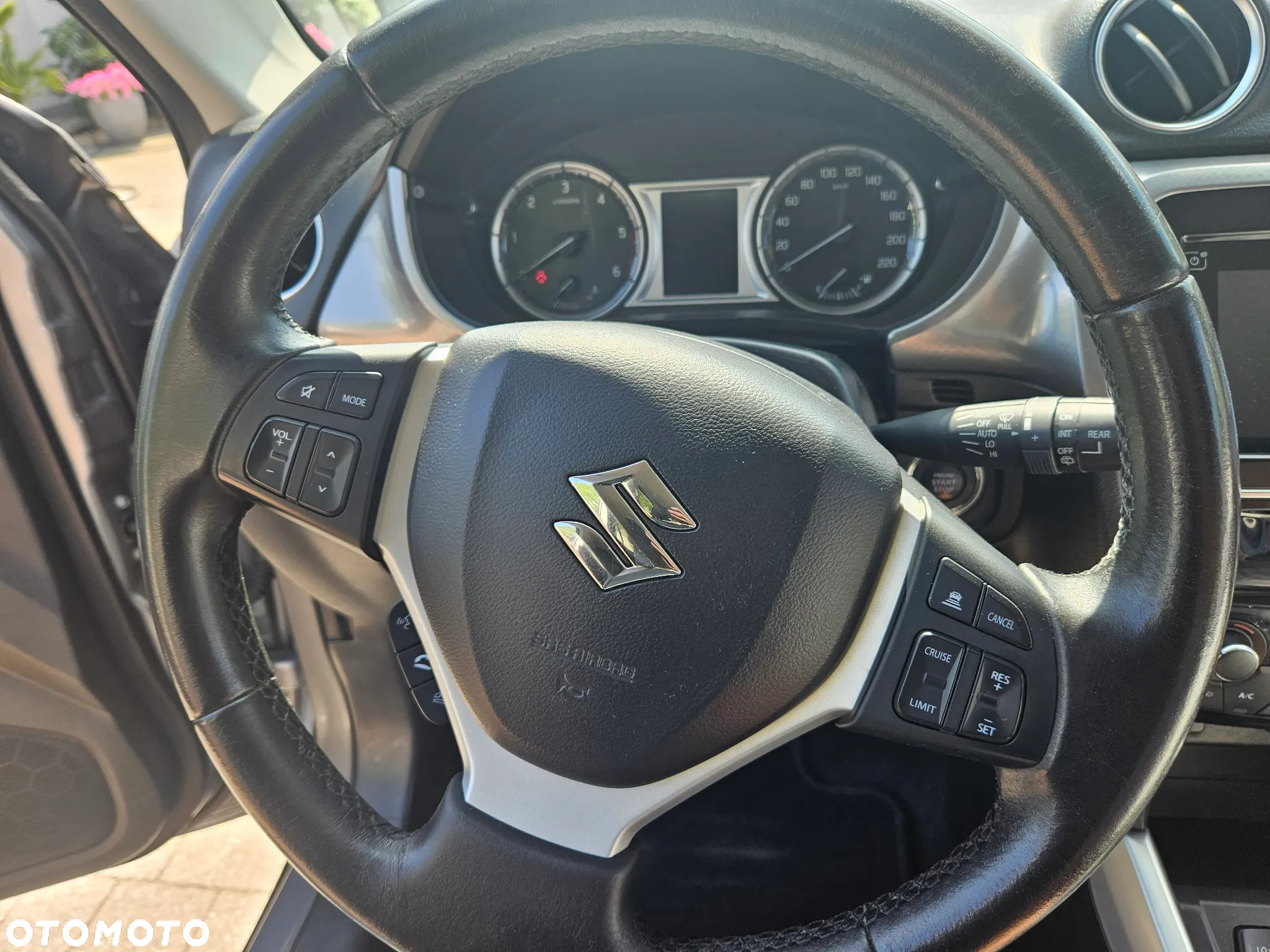 Suzuki Vitara 1.6 DDiS (4x4) Allgrip Comfort+ - 17