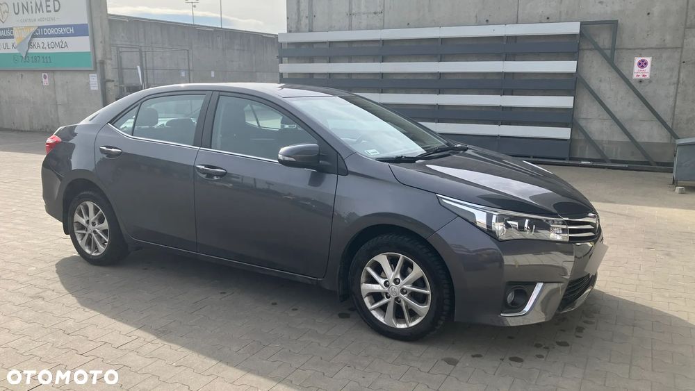 Toyota Corolla - 1