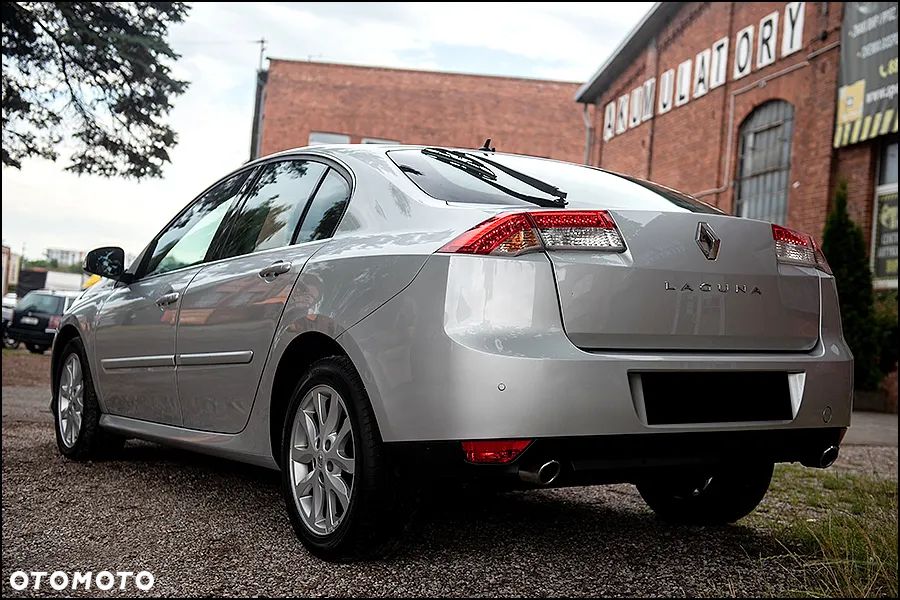 Renault Laguna 2.0T Dynamique - 9