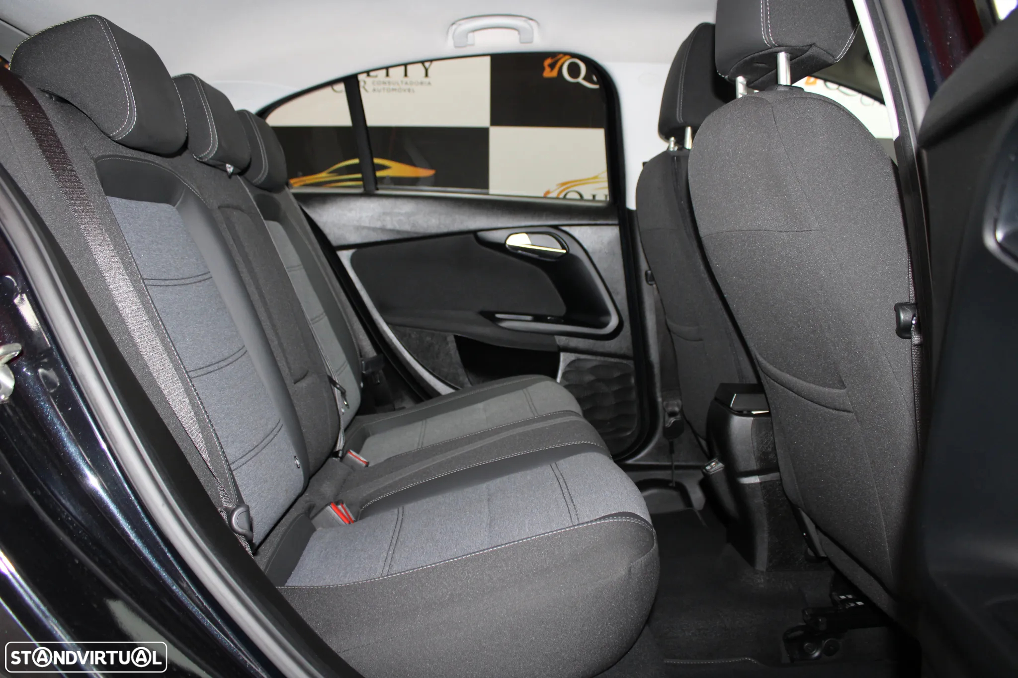 Fiat Tipo Cross 1.3 MultiJet - 12