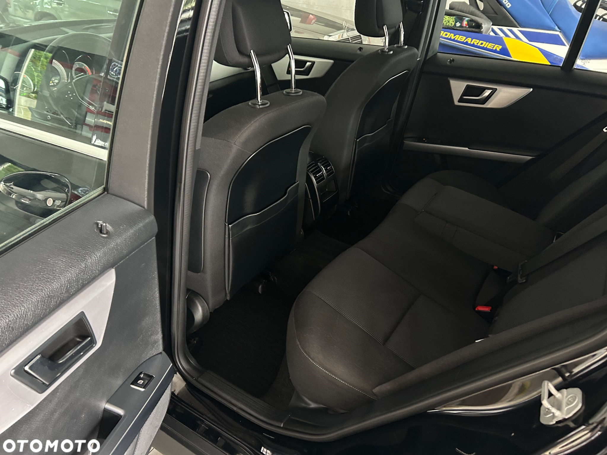 Mercedes-Benz GLK 200 CDI (BlueEFFICIENCY) 7G-TRONIC - 17