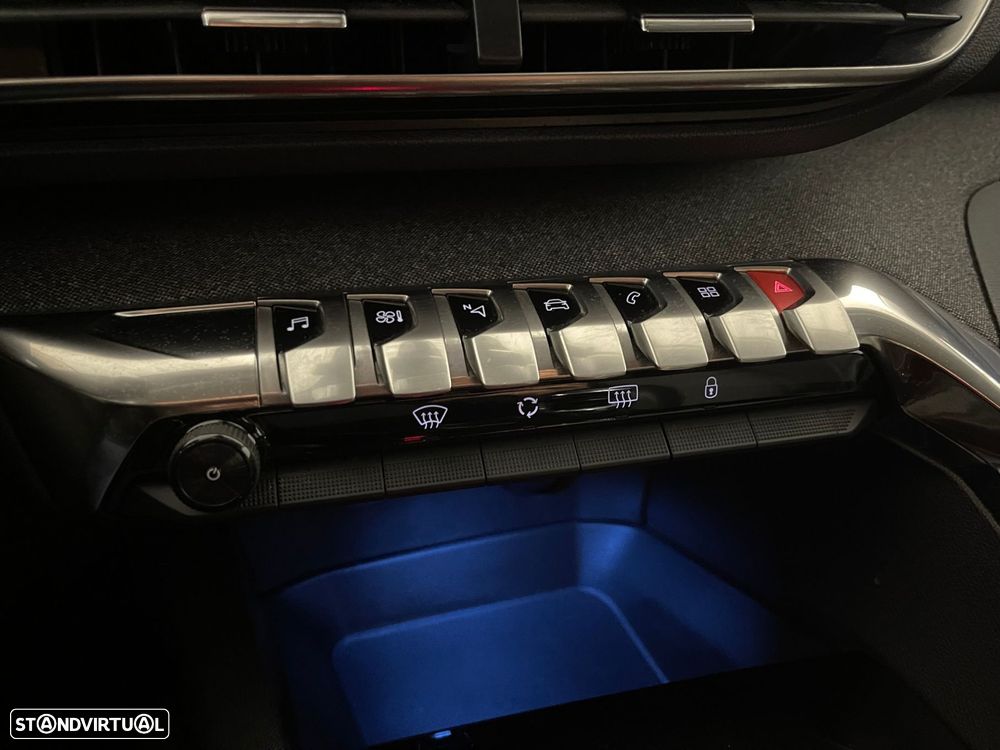 Peugeot 5008 1.5 BlueHDi Allure - 29