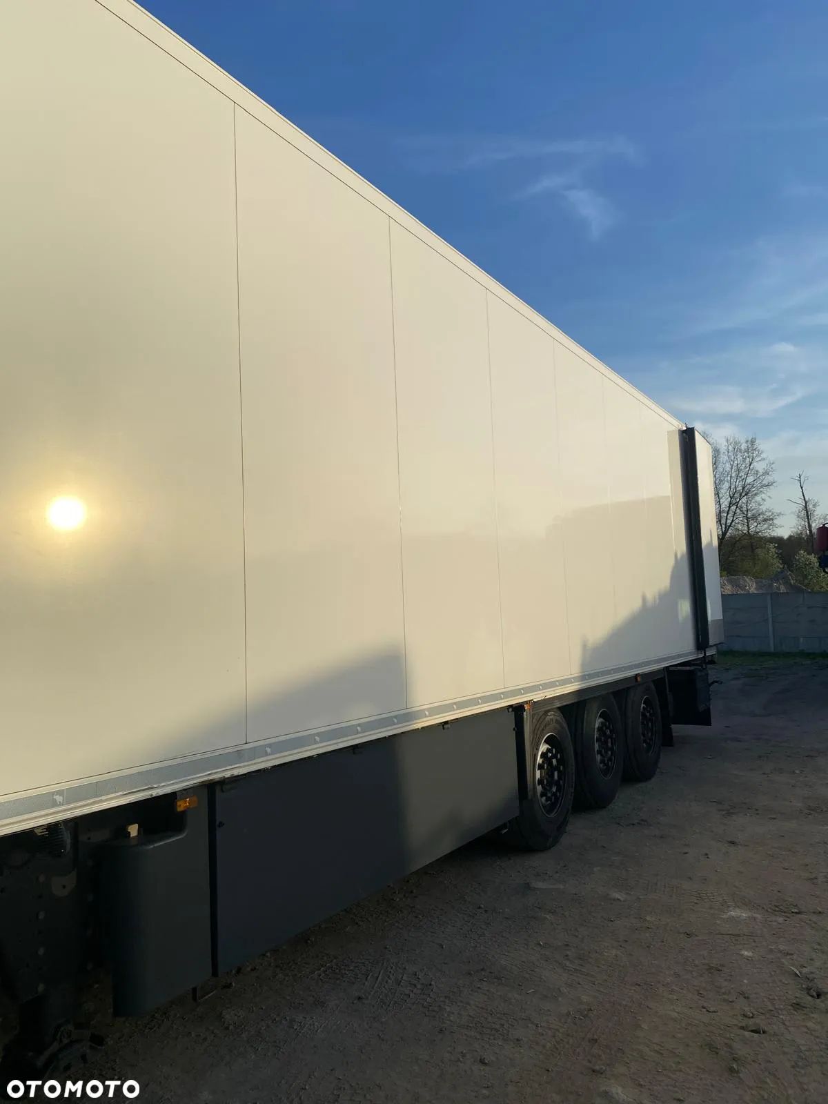 Schmitz Cargobull S3B - 1