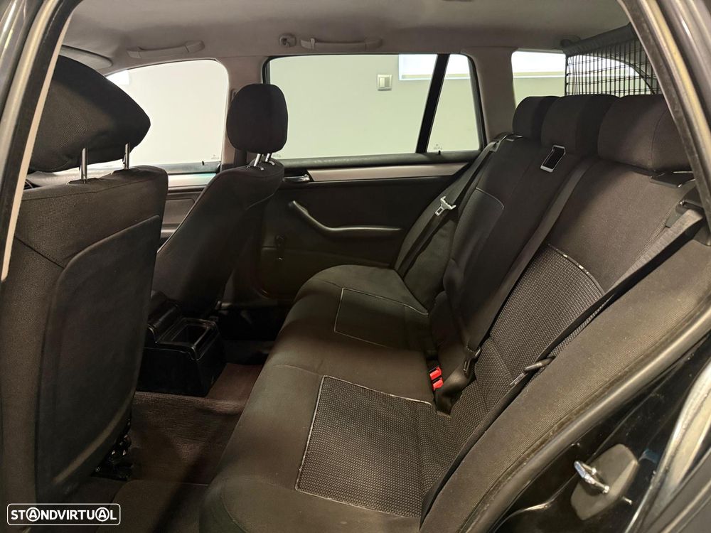 BMW 320 d - 8